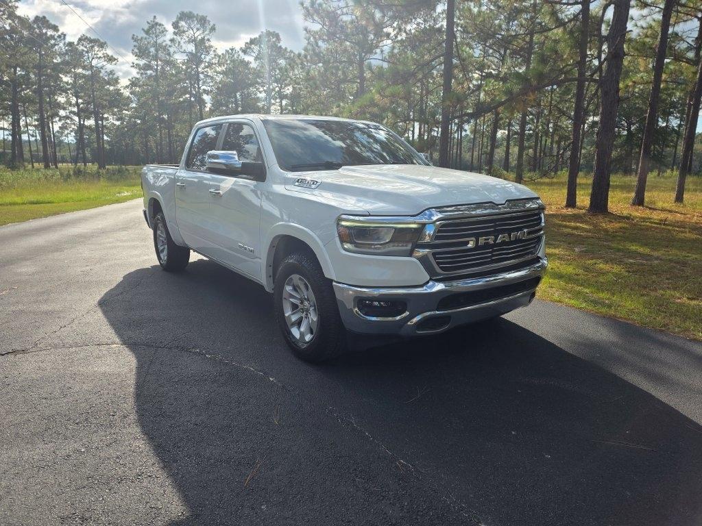 RAM 1500 Laramie 4x4 Crew Cab 5'7" Box 2022