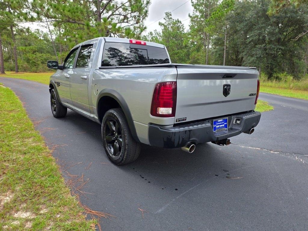RAM 1500 Classic Warlock 4x4 Crew Cab 5'7" Box 2019