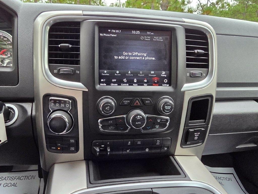 RAM 1500 Classic Warlock 4x4 Crew Cab 5'7" Box 2019