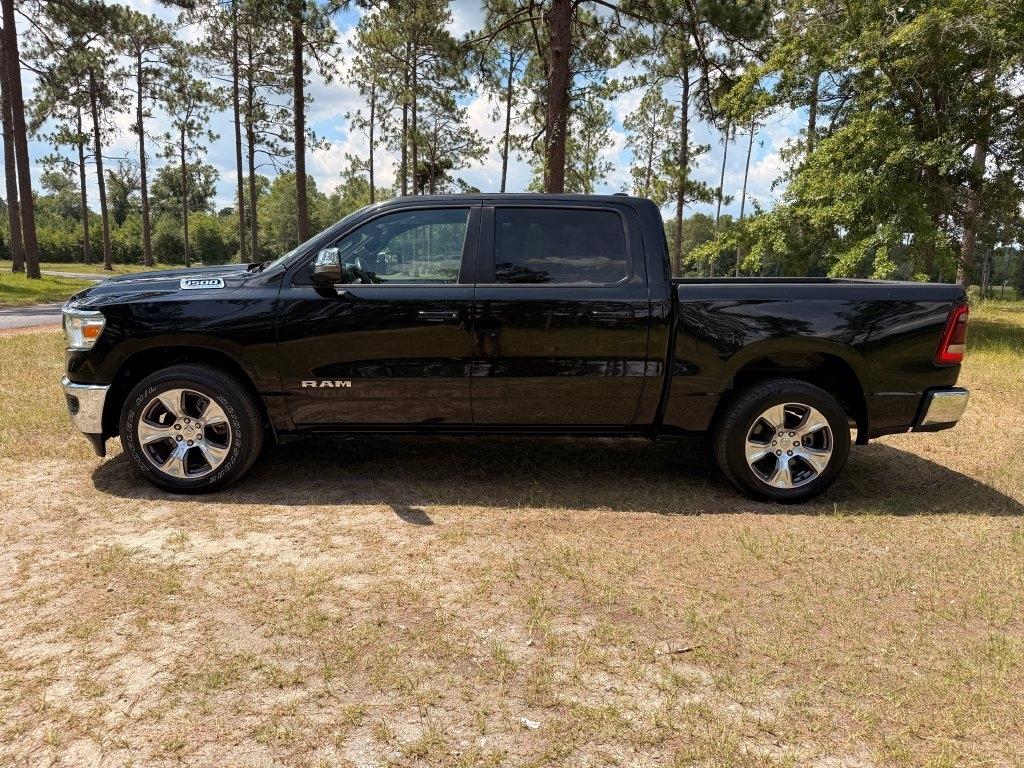 RAM 1500 Laramie 4x2 Crew Cab 5'7" Box 2024