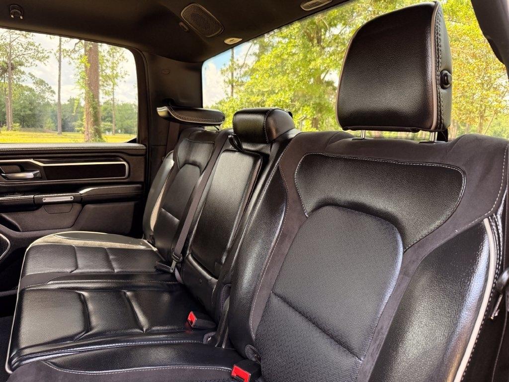 RAM 1500 Laramie 4x2 Crew Cab 5'7" Box 2024