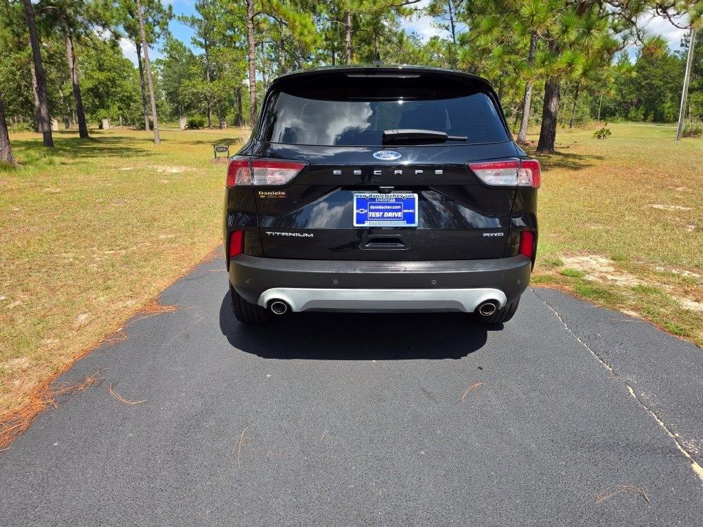 Ford Escape Titanium AWD 2021