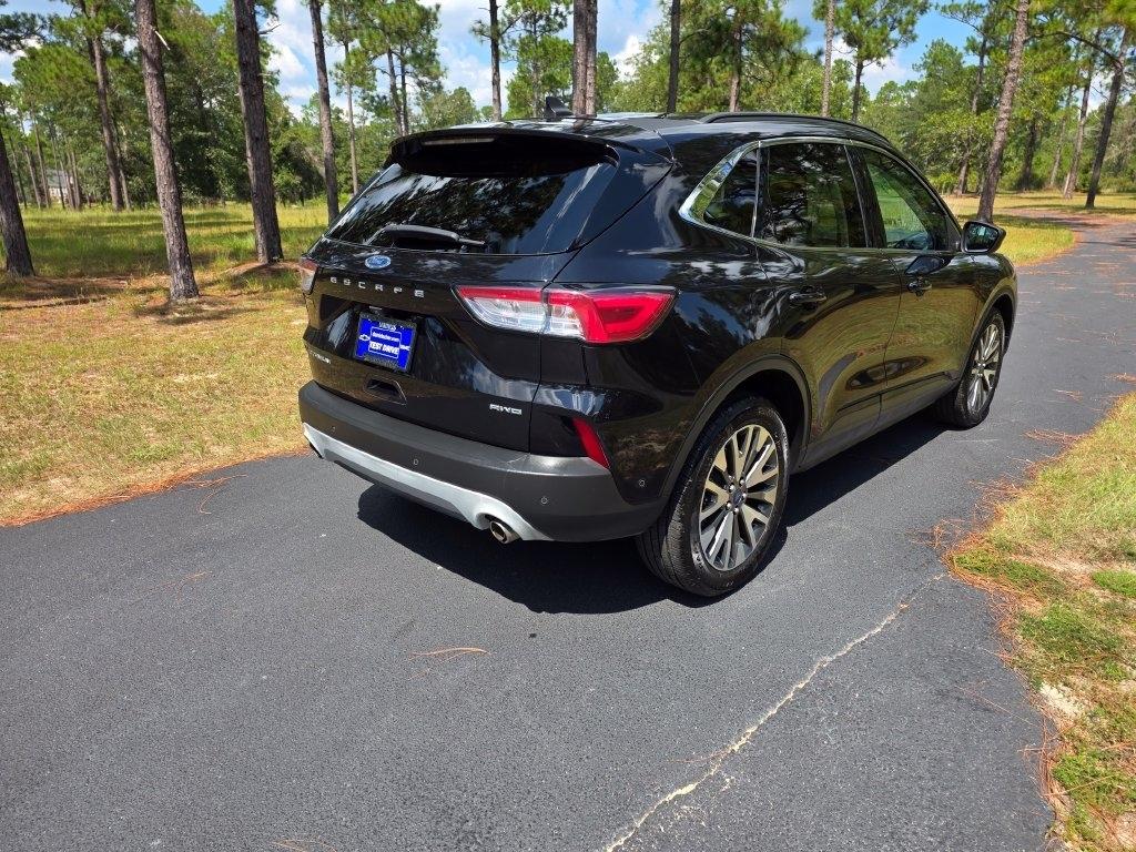 Ford Escape Titanium AWD 2021