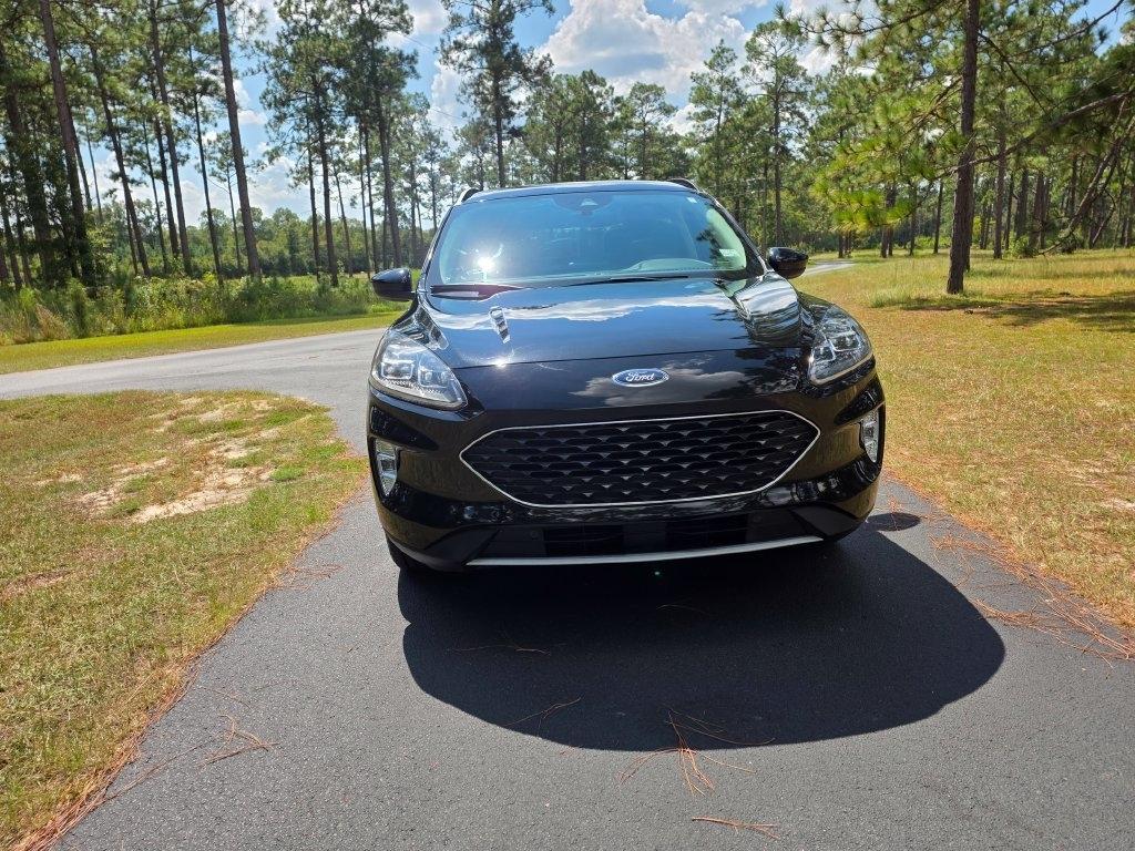 Ford Escape Titanium AWD 2021