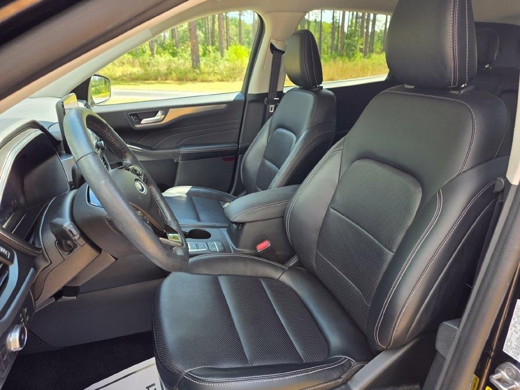 Ford Escape Titanium AWD 2021