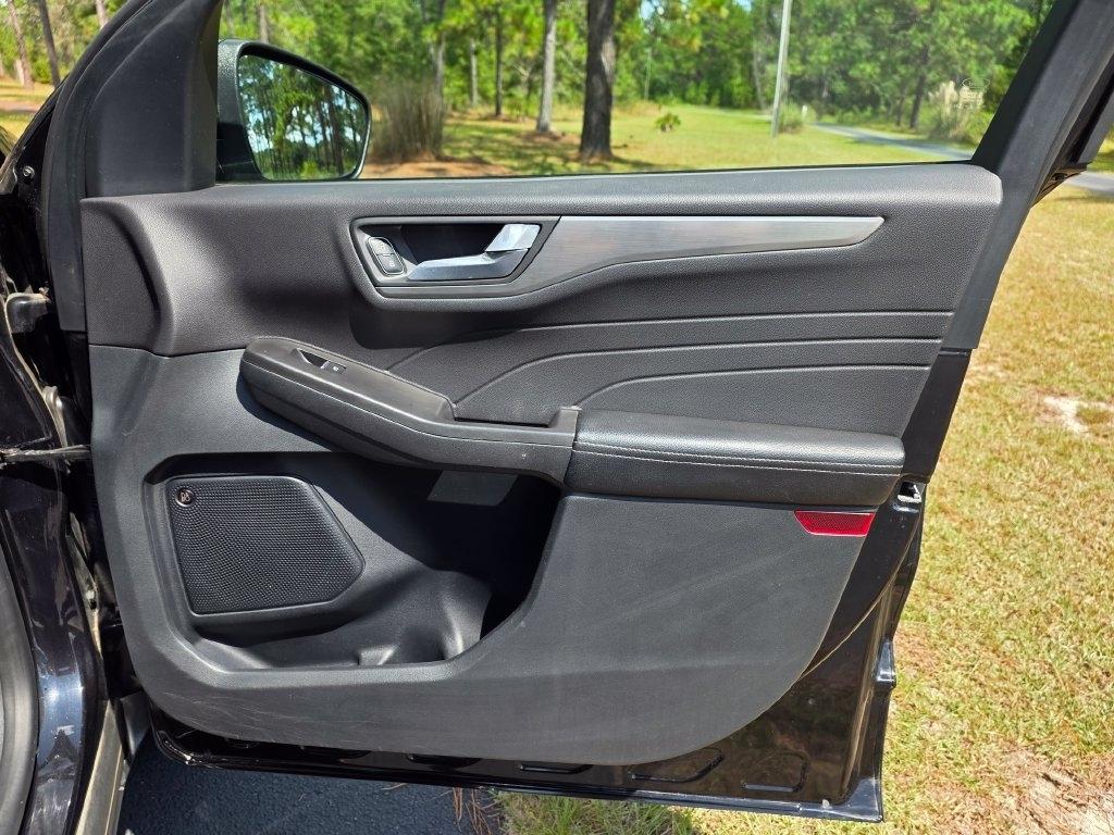 Ford Escape Titanium AWD 2021