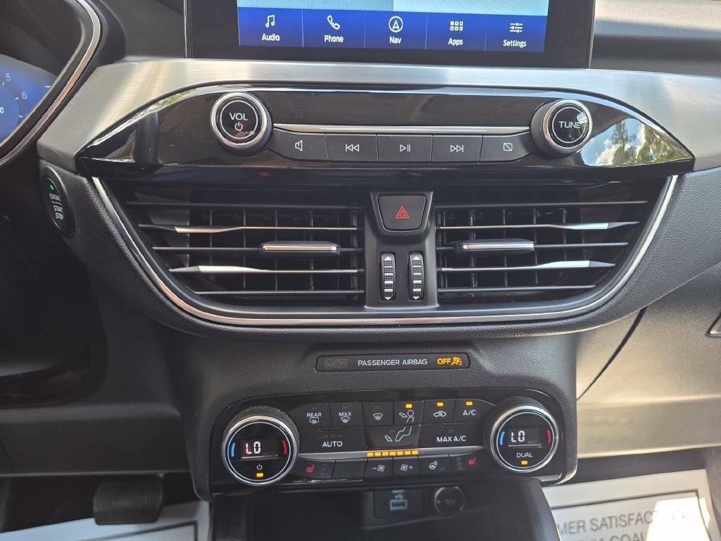 Ford Escape Titanium AWD 2021