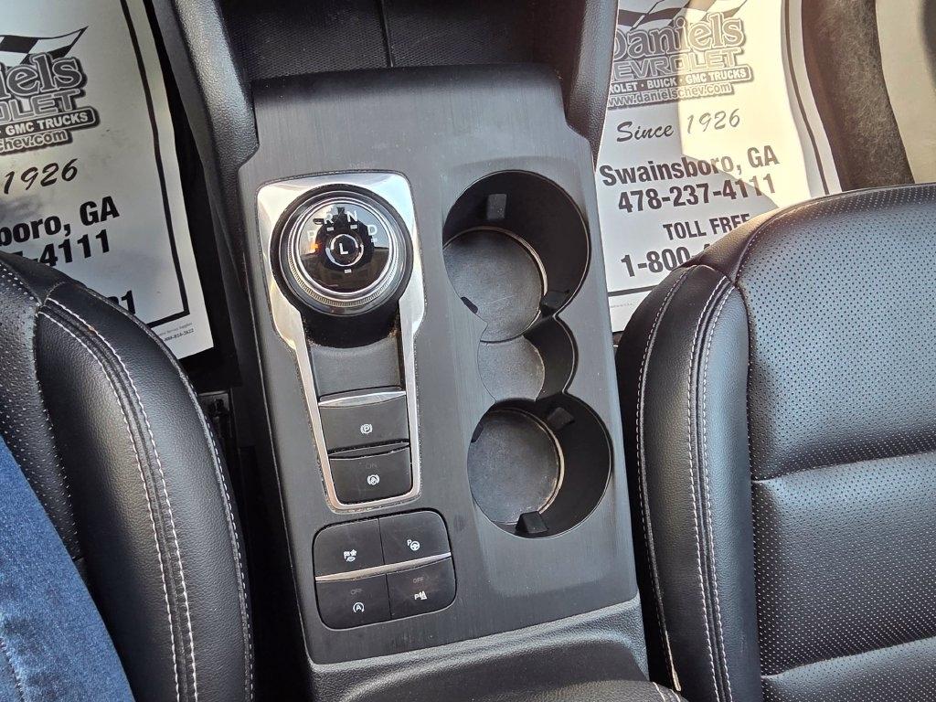 Ford Escape Titanium AWD 2021