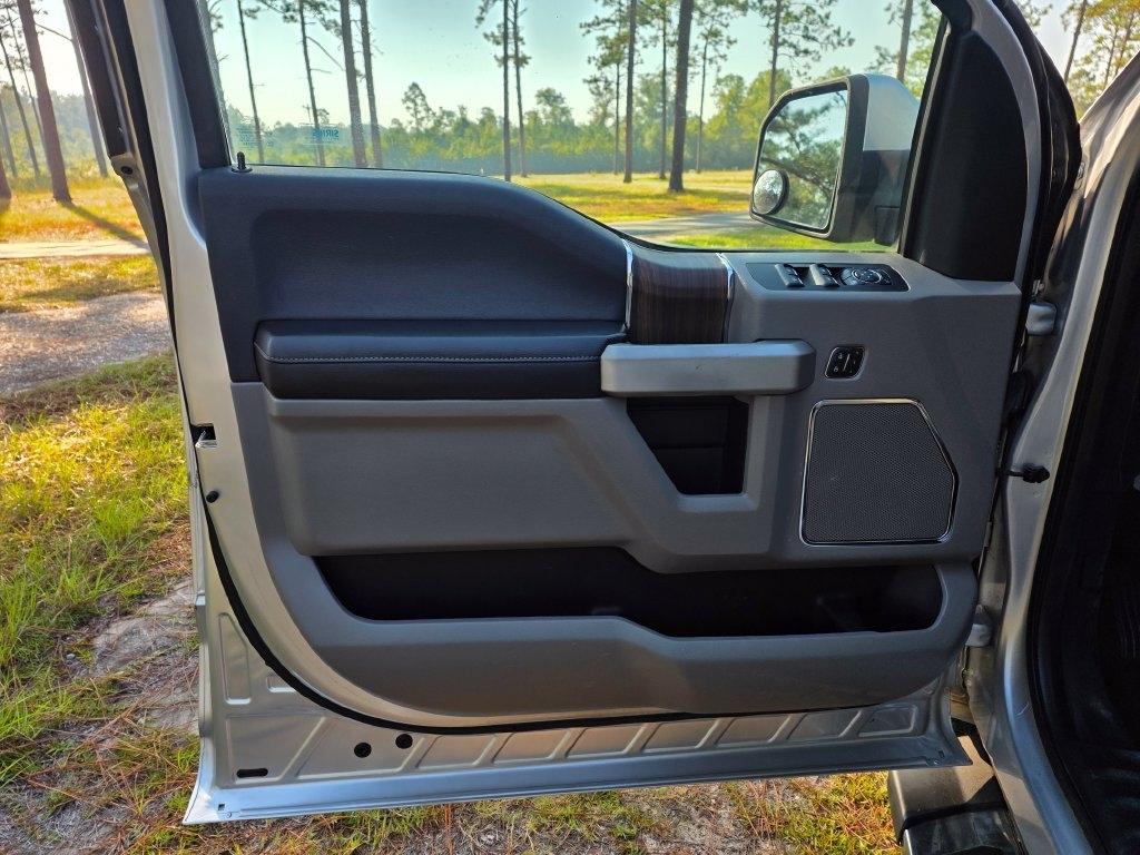 Ford F-150 2WD SuperCrew 157" King Ranch 2016