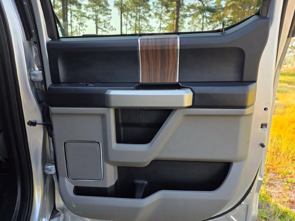 Ford F-150 2WD SuperCrew 157" King Ranch 2016