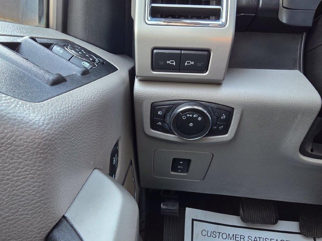 Ford F-150 2WD SuperCrew 157" King Ranch 2016