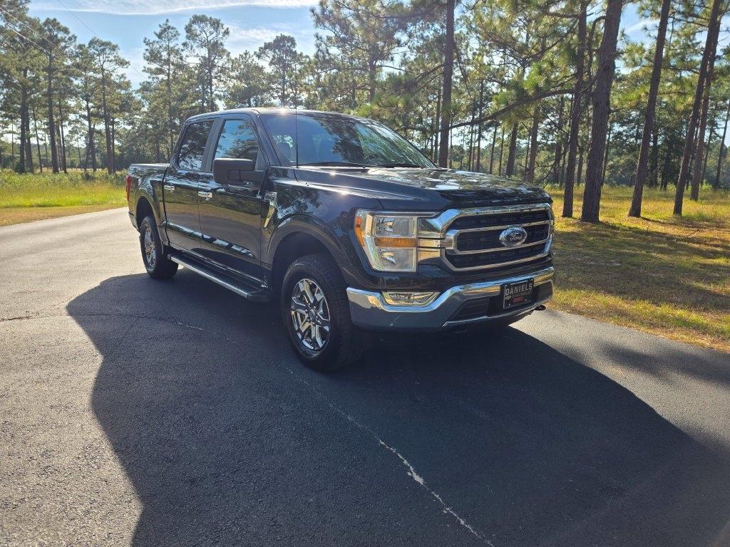 Ford F-150 Lariat 4WD SuperCrew 5.5' Box 2023
