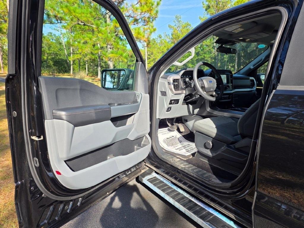 Ford F-150 Lariat 4WD SuperCrew 5.5' Box 2023