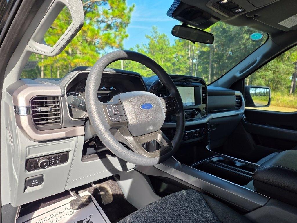 Ford F-150 Lariat 4WD SuperCrew 5.5' Box 2023
