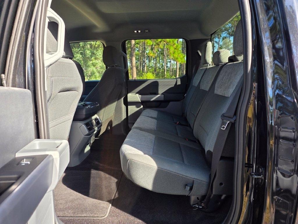 Ford F-150 Lariat 4WD SuperCrew 5.5' Box 2023