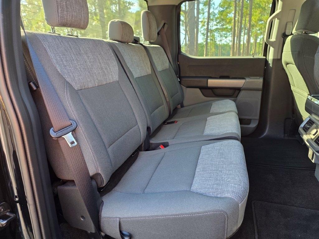 Ford F-150 Lariat 4WD SuperCrew 5.5' Box 2023