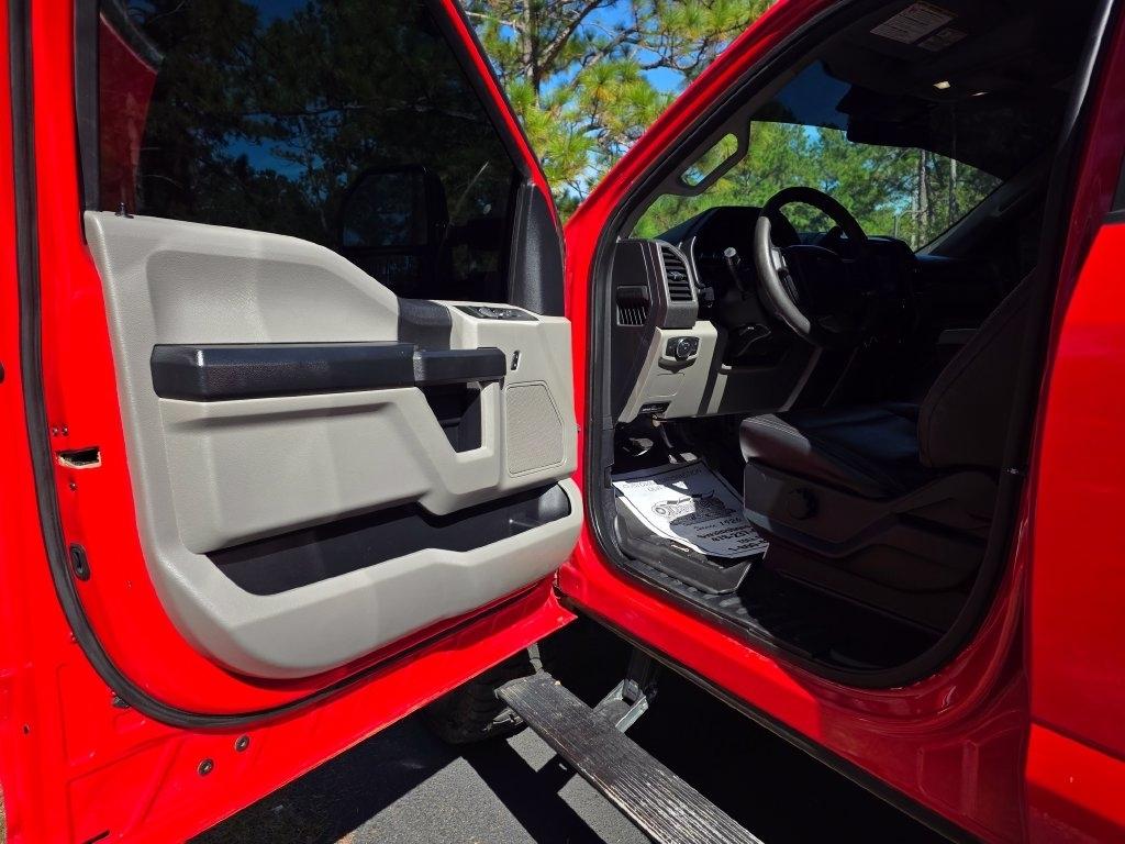 Ford Super Duty F-250 SRW King Ranch 4WD Crew Cab 8' Box 2021