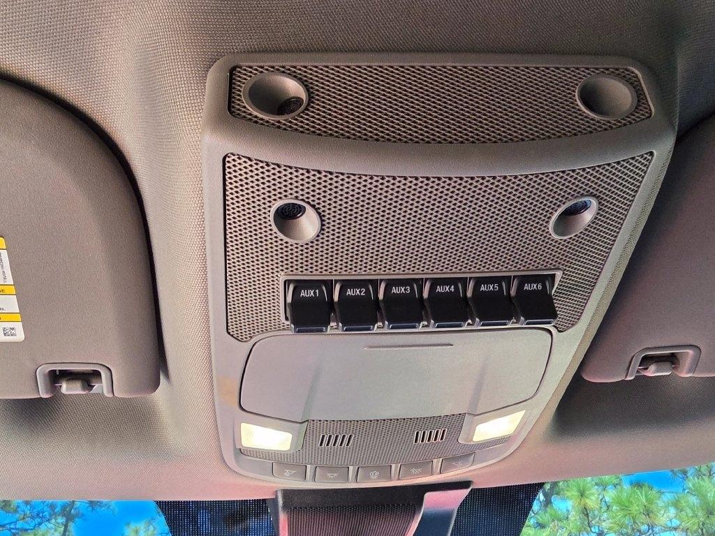 Ford Super Duty F-250 SRW King Ranch 4WD Crew Cab 8' Box 2021