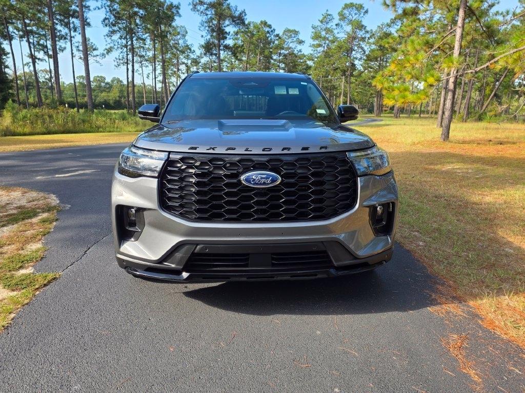 Ford Explorer ST-Line RWD 2025
