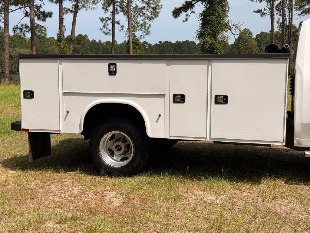 Chevrolet Silverado 3500HD CC 4WD Reg Cab 171" WB, 84.5" CA Work Truck 2024