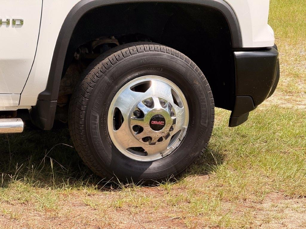 Chevrolet Silverado 3500HD CC 4WD Reg Cab 171" WB, 84.5" CA Work Truck 2024