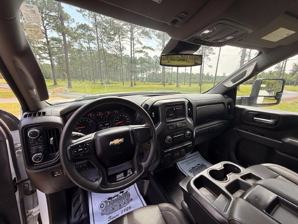 Chevrolet Silverado 3500HD CC 4WD Reg Cab 171" WB, 84.5" CA Work Truck 2024