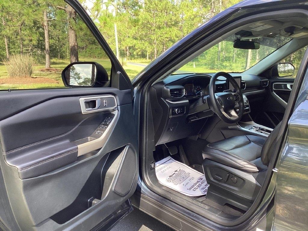 Ford Explorer XLT RWD 2023