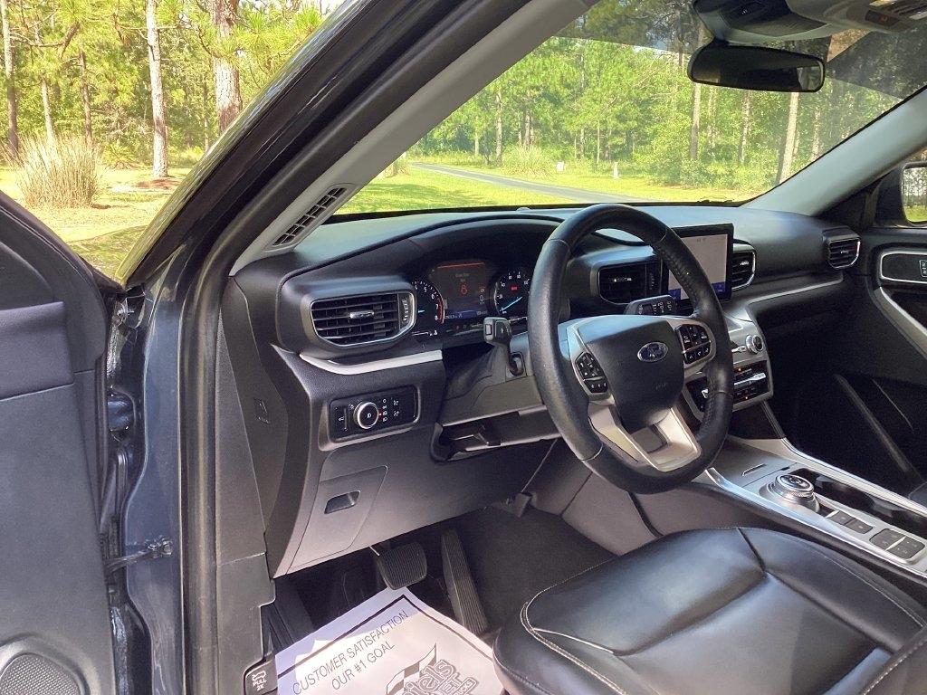 Ford Explorer XLT RWD 2023