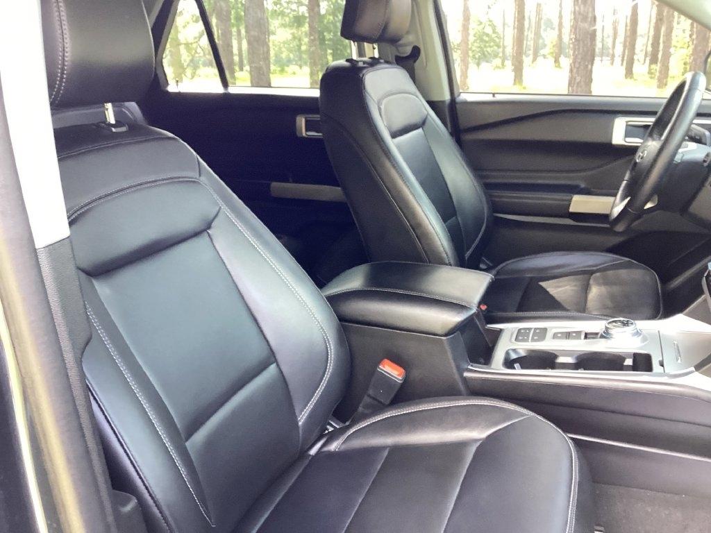 Ford Explorer XLT RWD 2023