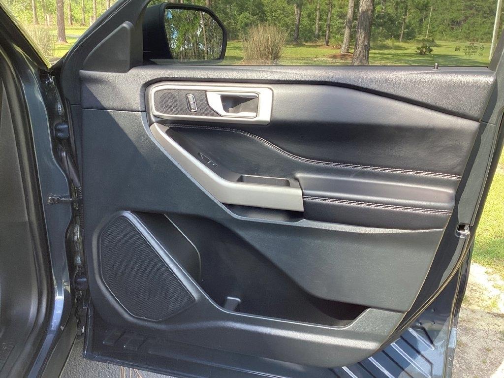 Ford Explorer XLT RWD 2023