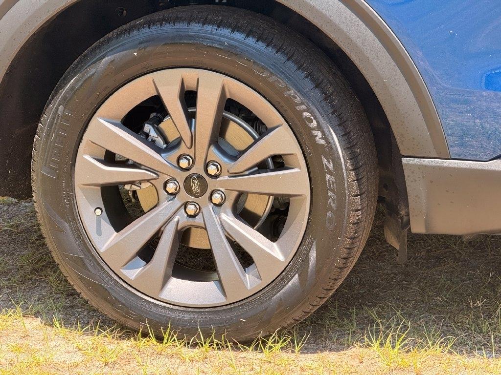 Ford Explorer XLT RWD 2022