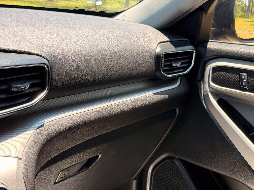 Ford Explorer XLT RWD 2022