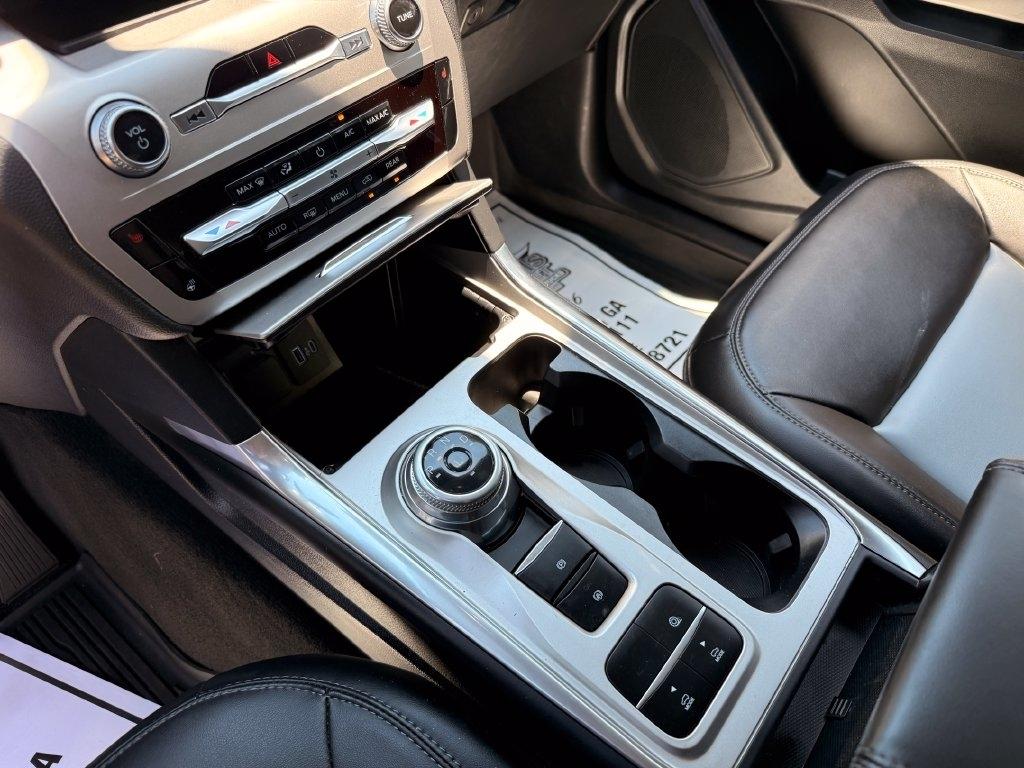 Ford Explorer XLT RWD 2022