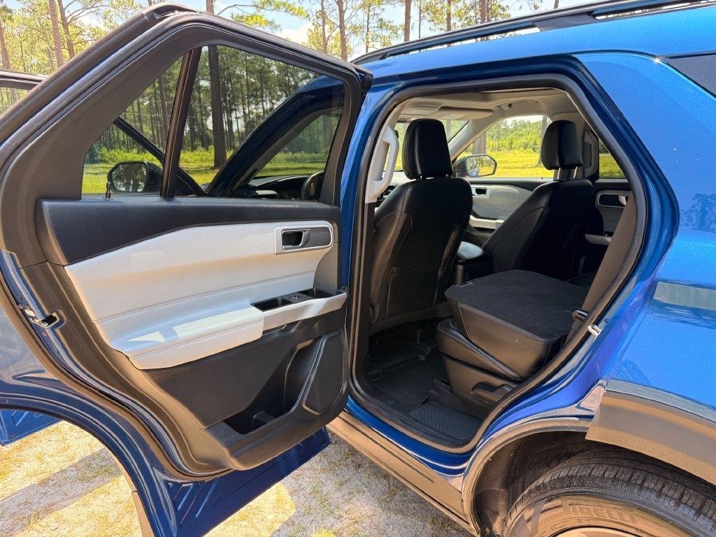 Ford Explorer XLT RWD 2022