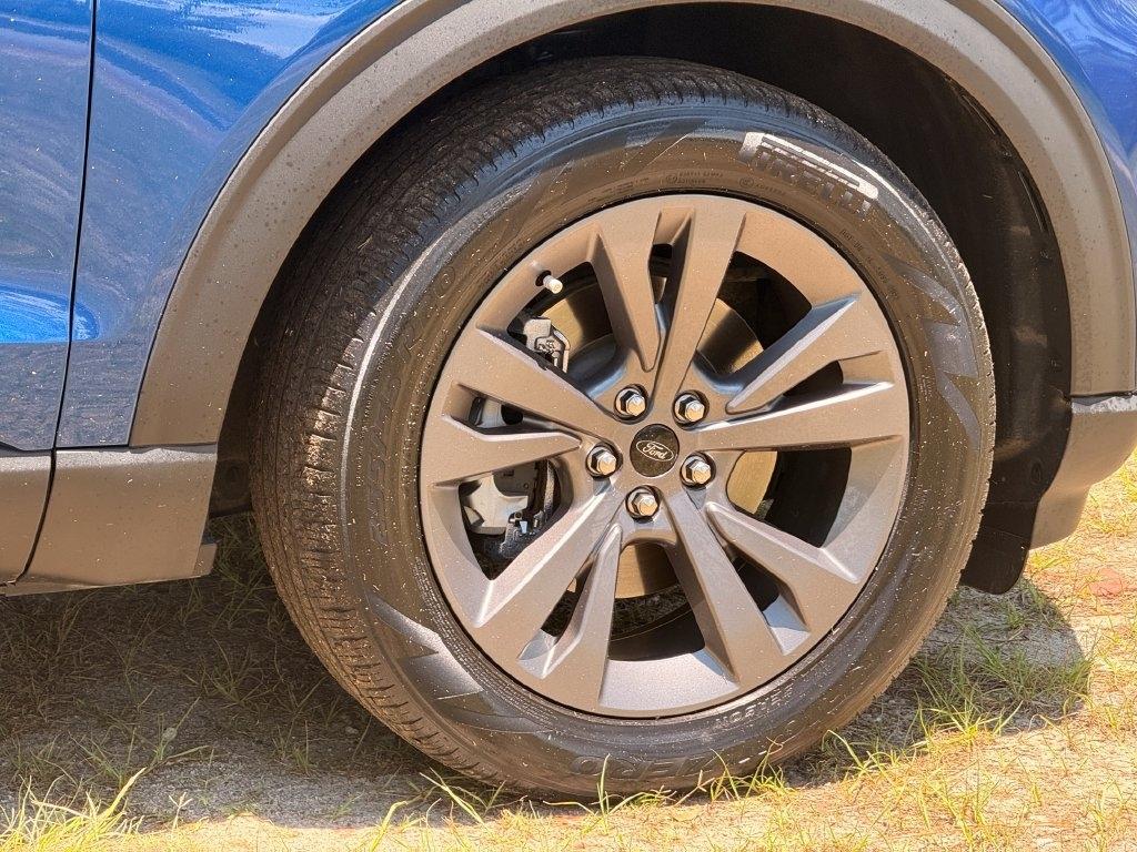 Ford Explorer XLT RWD 2022