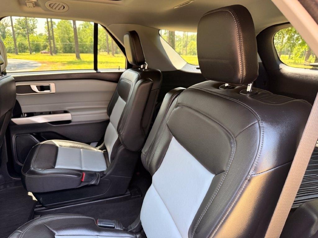 Ford Explorer XLT RWD 2022