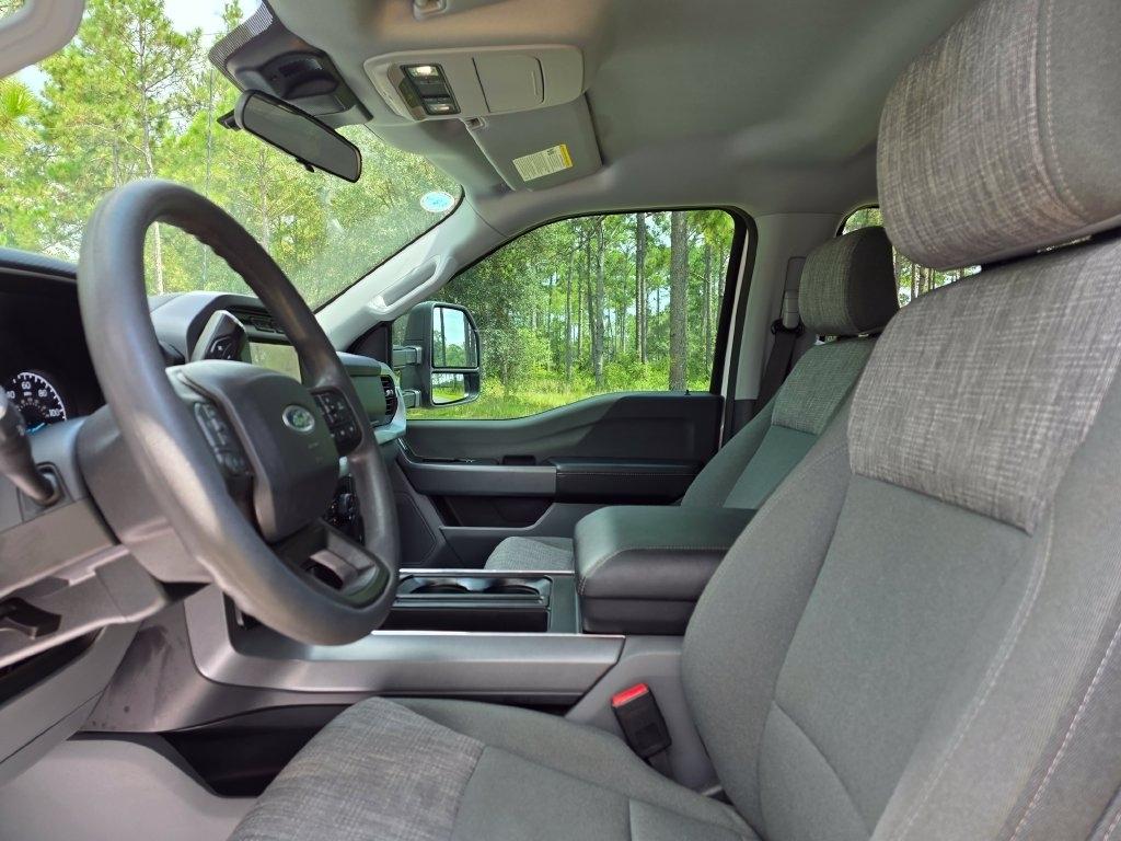 Ford F-150 King Ranch 4WD SuperCrew 5.5' Box 2023