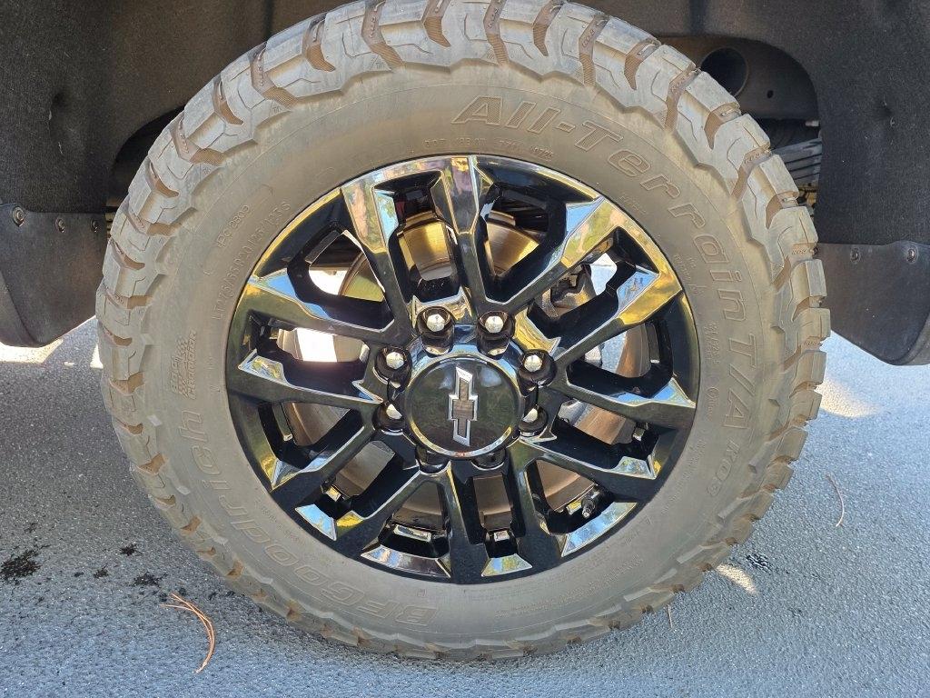 Chevrolet Silverado 2500HD 4WD Crew Cab 159" LT 2025