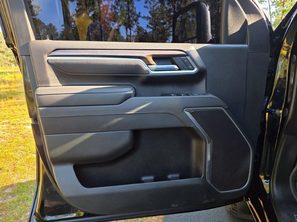 Chevrolet Silverado 2500HD 4WD Crew Cab 159" LT 2025