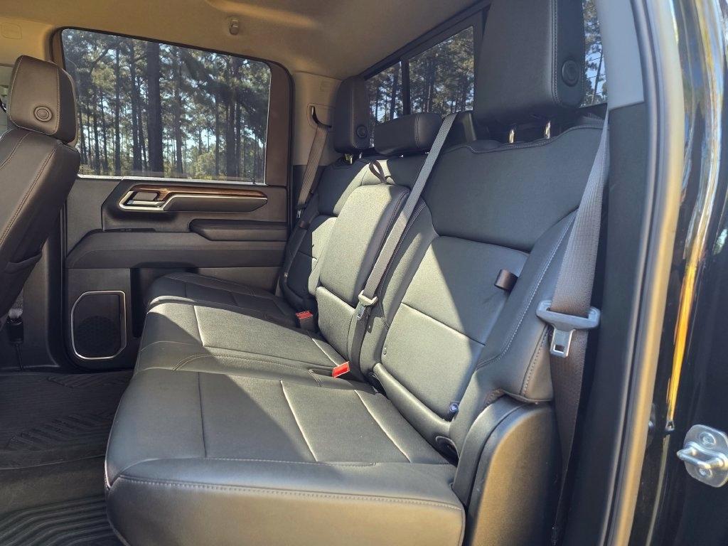 Chevrolet Silverado 2500HD 4WD Crew Cab 159" LT 2025