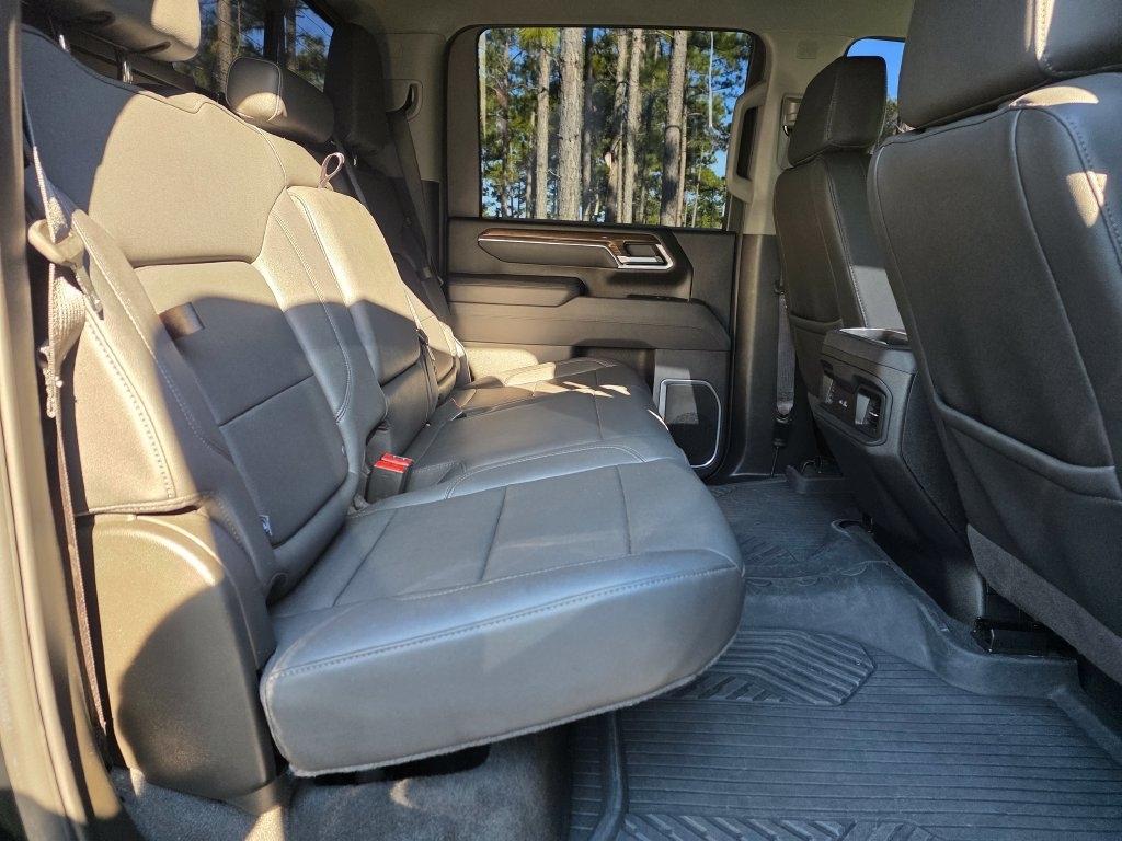 Chevrolet Silverado 2500HD 4WD Crew Cab 159" LT 2025