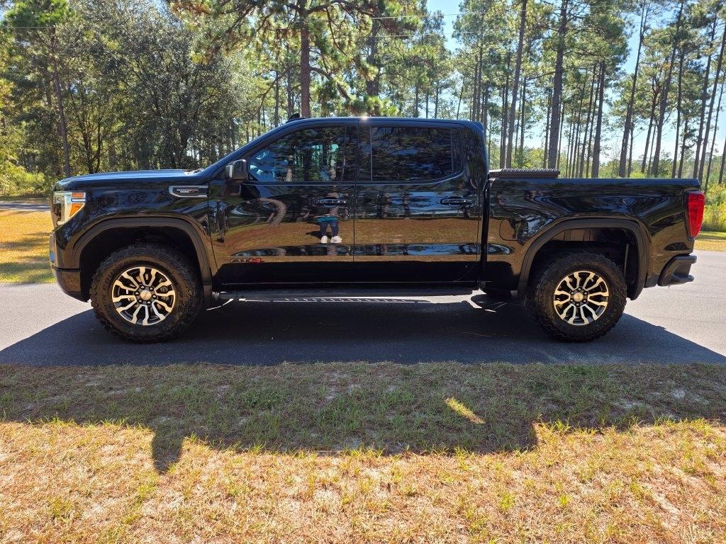 GMC Sierra 1500 4WD Crew Cab 147" AT4 2021