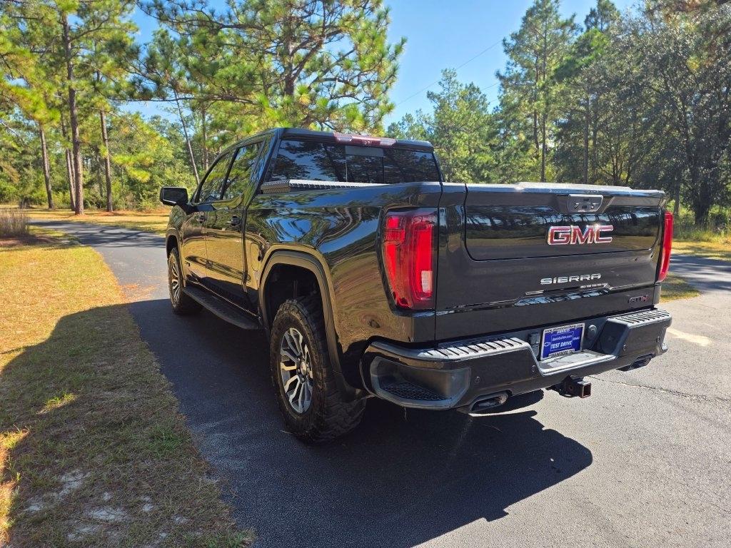 GMC Sierra 1500 4WD Crew Cab 147" AT4 2021