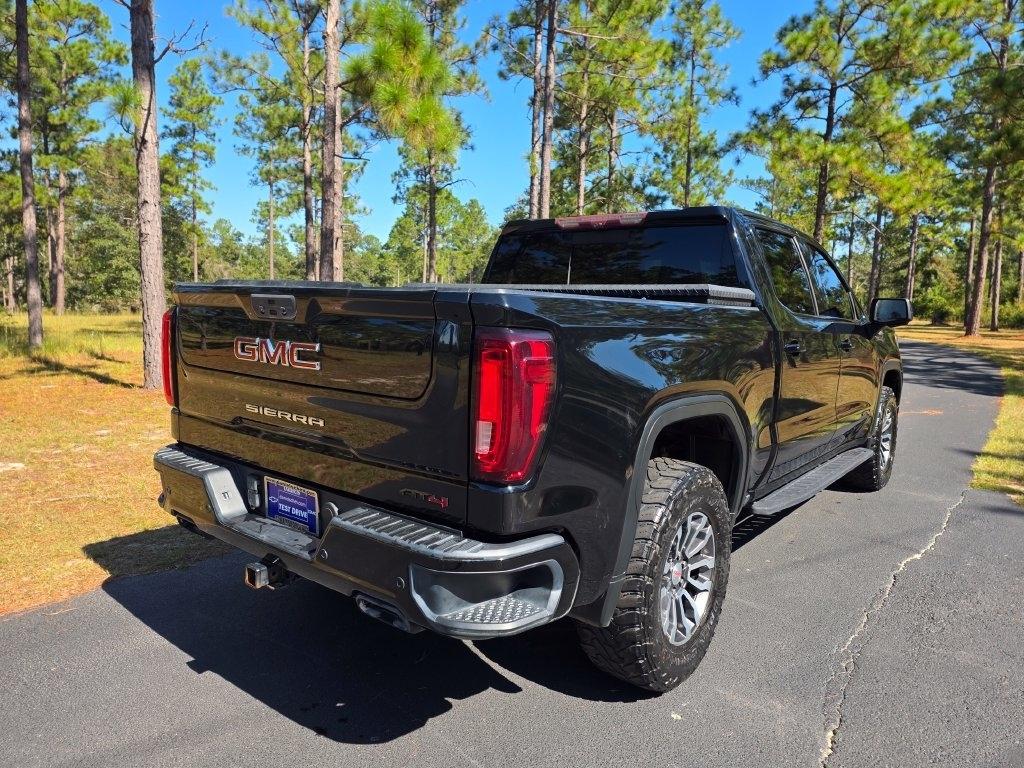 GMC Sierra 1500 4WD Crew Cab 147" AT4 2021