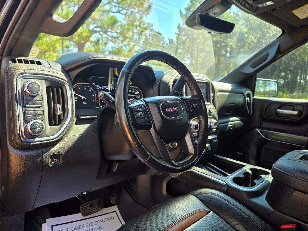 GMC Sierra 1500 4WD Crew Cab 147" AT4 2021
