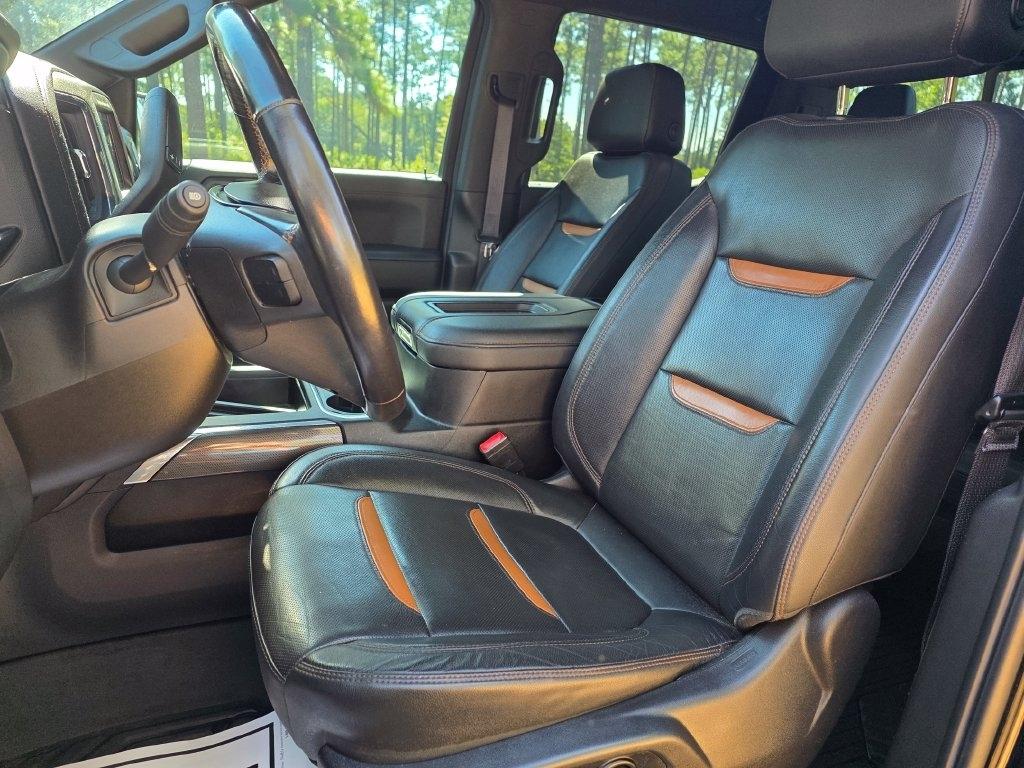 GMC Sierra 1500 4WD Crew Cab 147" AT4 2021