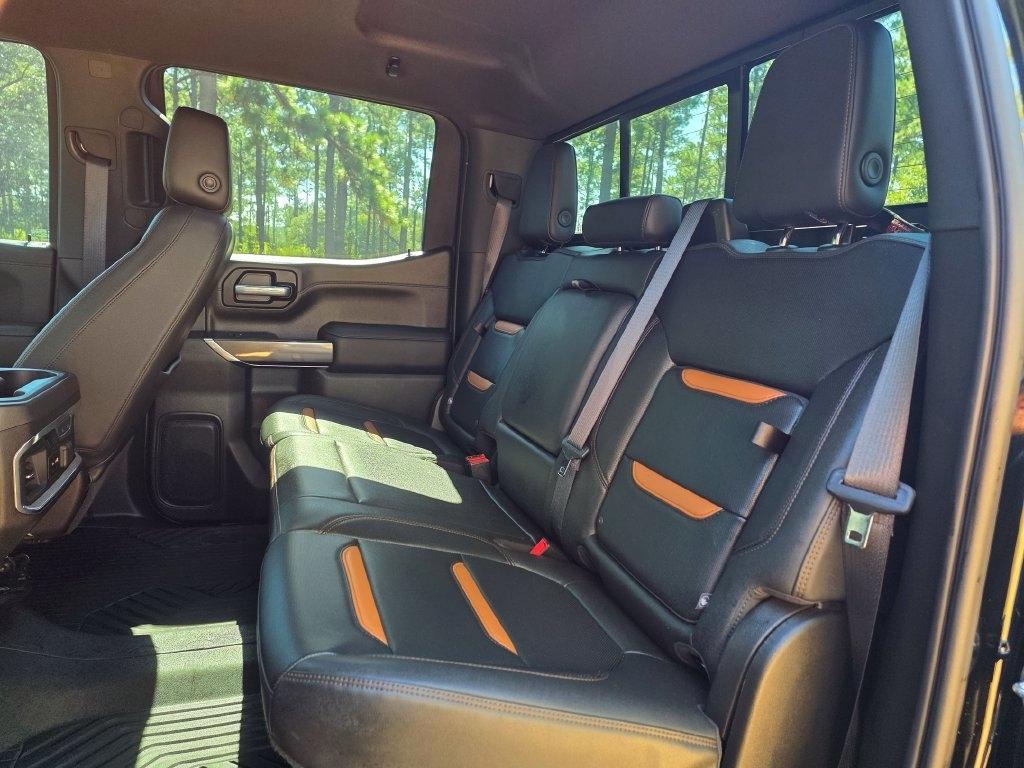 GMC Sierra 1500 4WD Crew Cab 147" AT4 2021