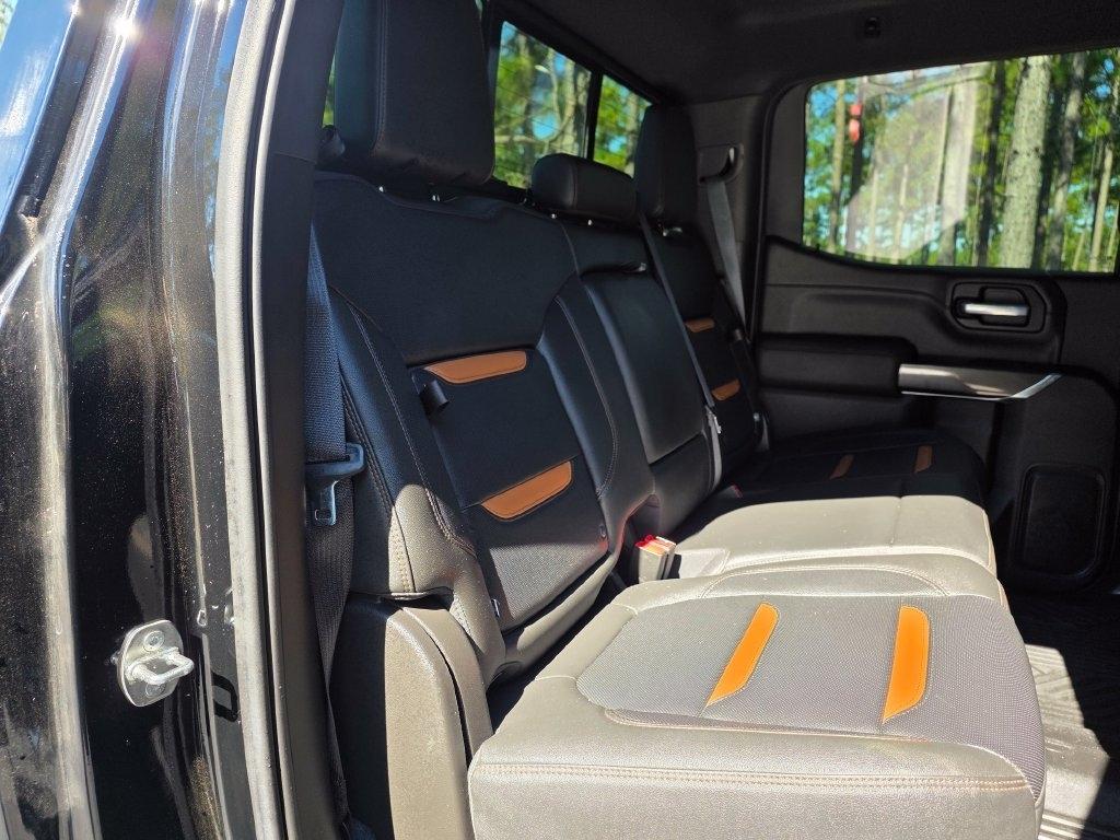 GMC Sierra 1500 4WD Crew Cab 147" AT4 2021