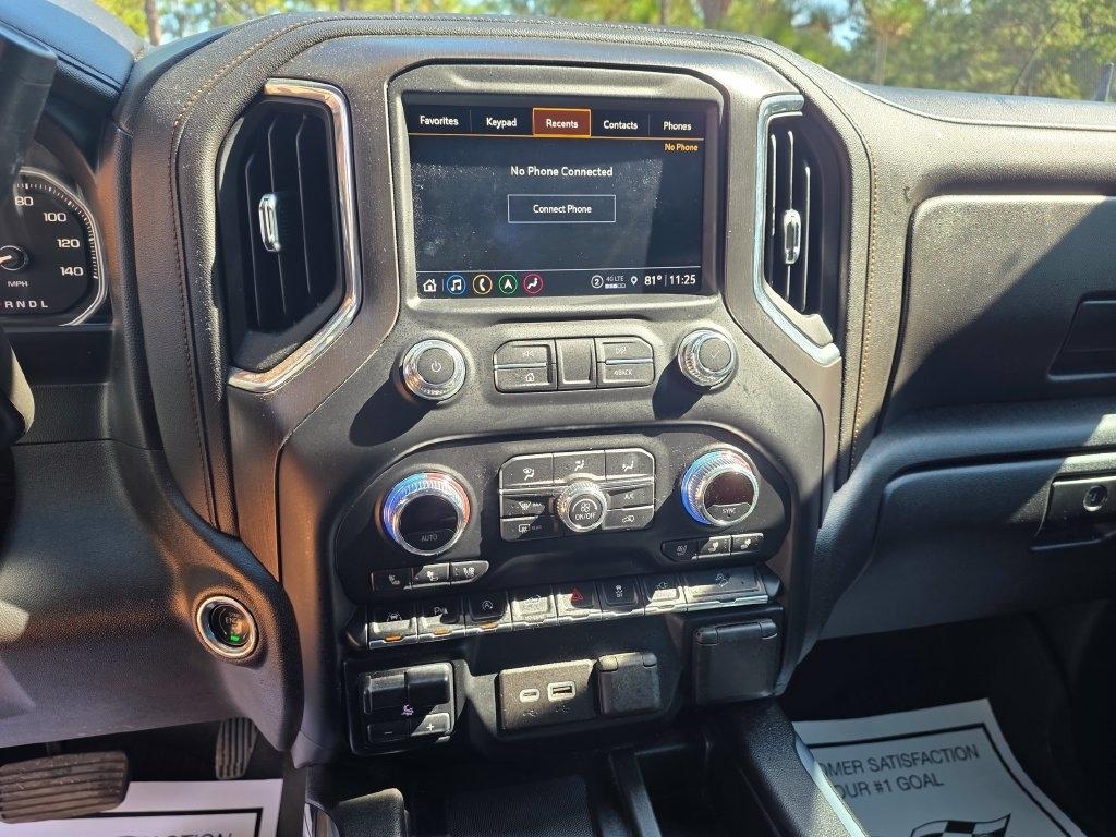 GMC Sierra 1500 4WD Crew Cab 147" AT4 2021