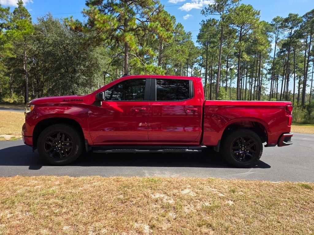 Chevrolet Silverado 1500 2WD Crew Cab 147" RST 2024